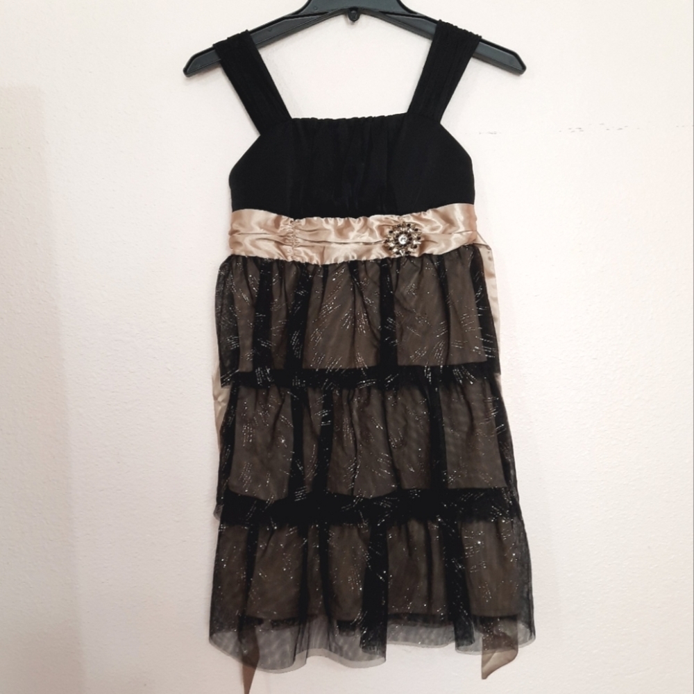 Girl's Party Dress